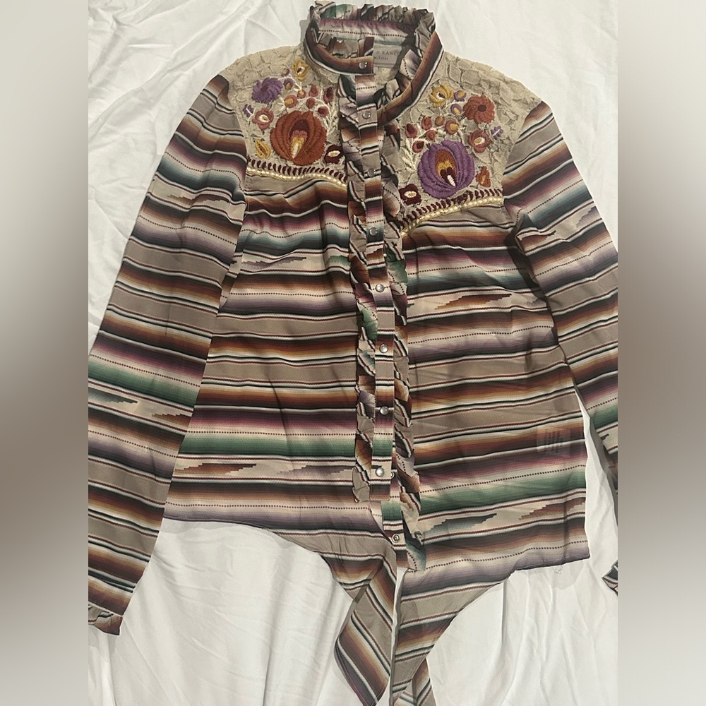 NWOT Double D Ranch Santa Rita Blouse